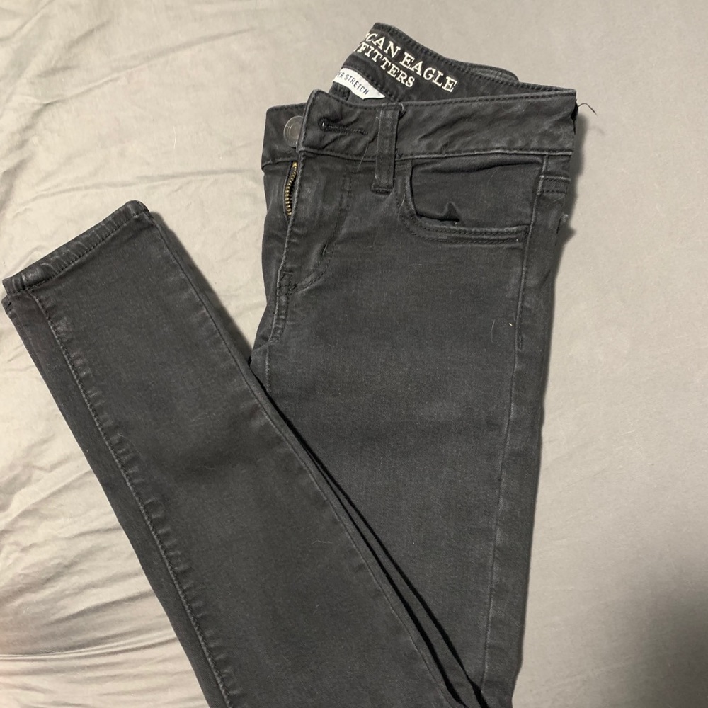 black american eagle jeans